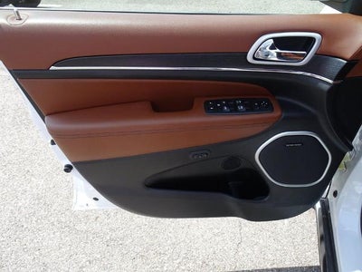 2020 Jeep Grand Cherokee Summit