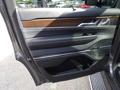 2023 Jeep Grand Wagoneer Series II