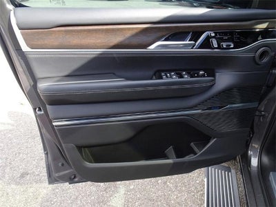 2023 Jeep Grand Wagoneer Series II