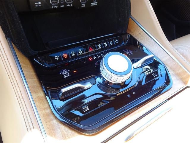 2022 Jeep Grand Wagoneer Series III