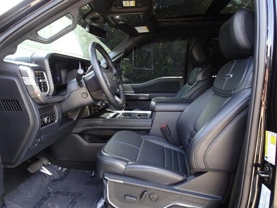 2025 Ford Super Duty F-350 SRW Platinum