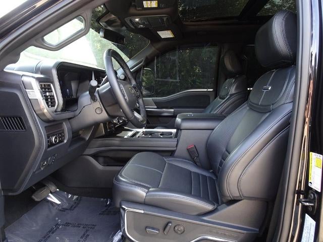 2025 Ford Super Duty F-350 SRW Platinum