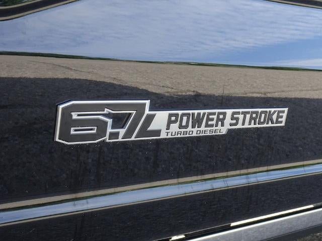 2025 Ford Super Duty F-350 SRW Platinum