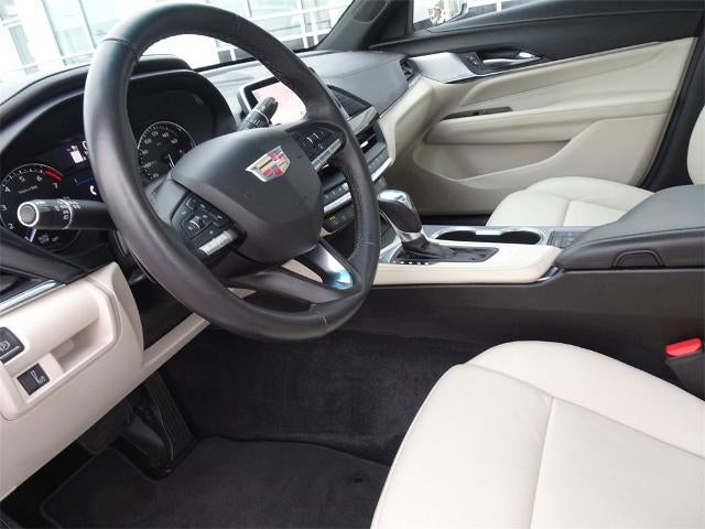 2023 Cadillac CT4 Premium Luxury