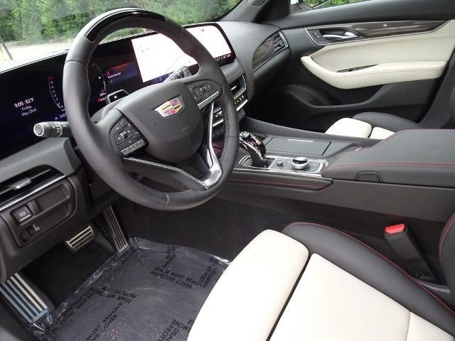2025 Cadillac CT5 Sport