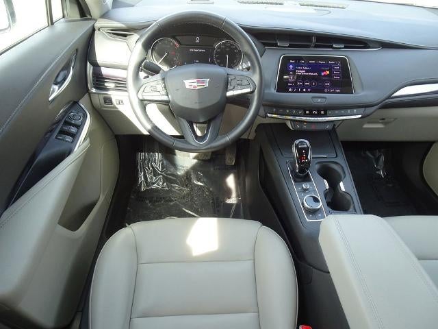 2022 Cadillac XT4 FWD Luxury