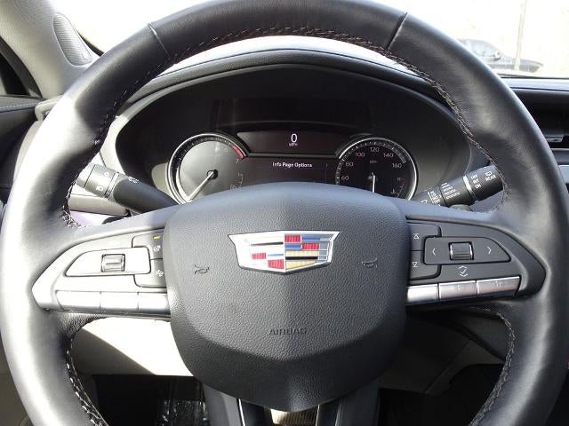 2022 Cadillac XT4 FWD Luxury