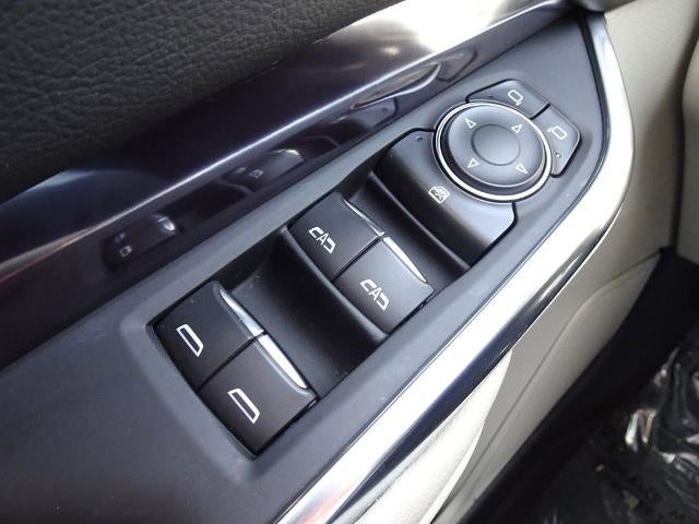 2022 Cadillac XT4 FWD Luxury