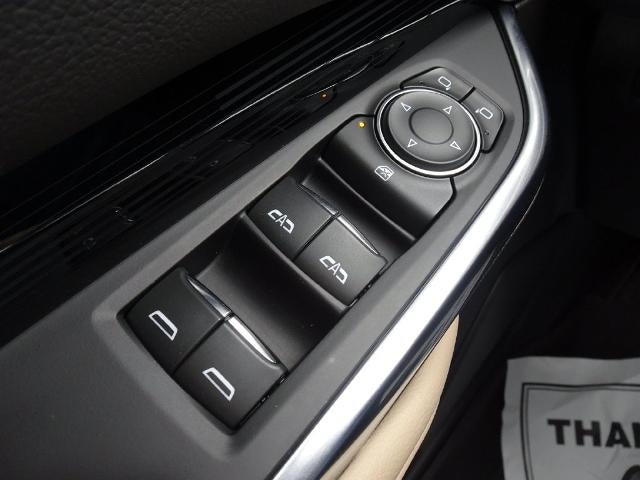 2024 Cadillac XT4 FWD Luxury