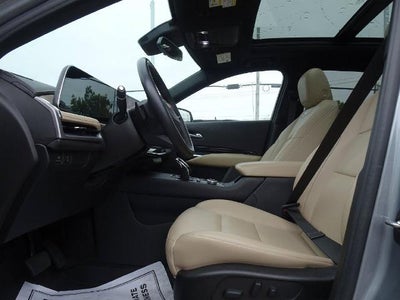 2024 Cadillac XT4 FWD Luxury