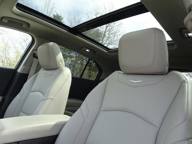 2023 Cadillac XT4 AWD Luxury