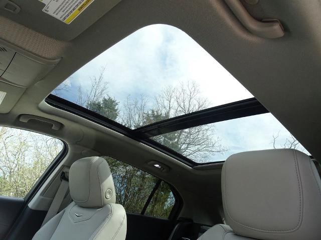 2023 Cadillac XT4 AWD Luxury