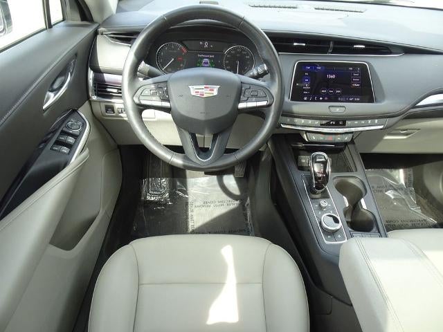 2023 Cadillac XT4 AWD Luxury