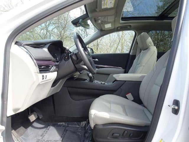 2023 Cadillac XT4 AWD Luxury