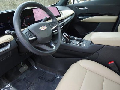 2024 Cadillac XT4 AWD Luxury