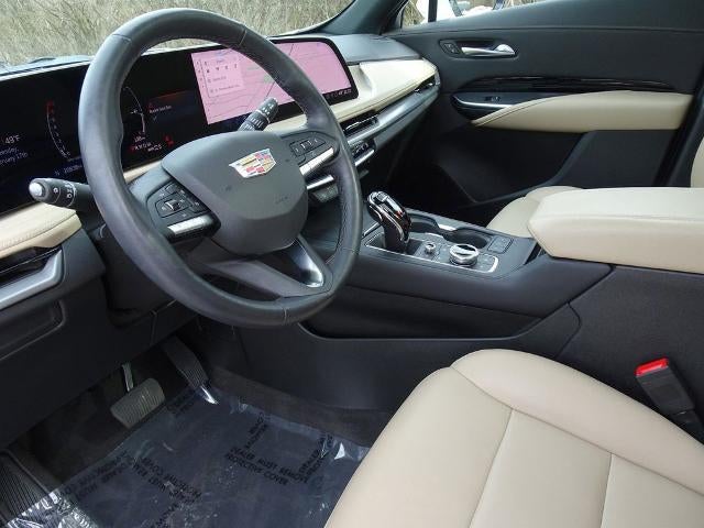 2024 Cadillac XT4 AWD Luxury