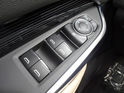 2024 Cadillac XT4 AWD Luxury