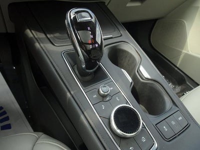 2023 Cadillac XT4 AWD Premium Luxury