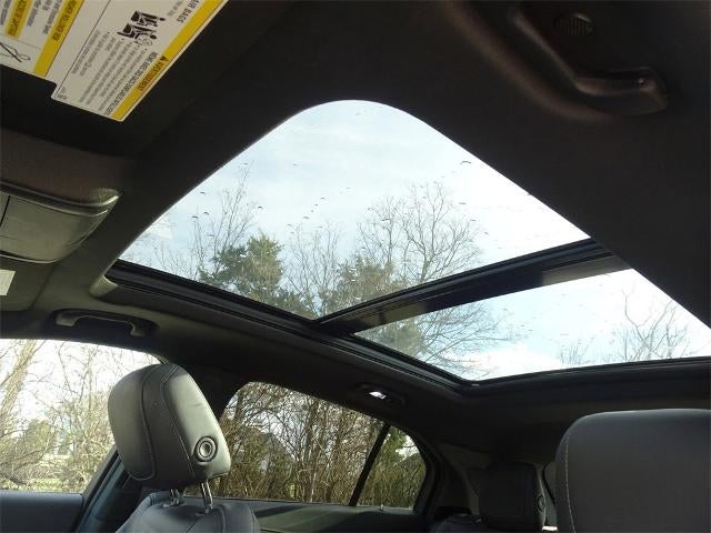 2022 Cadillac XT4 AWD Premium Luxury