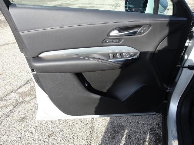 2022 Cadillac XT4 AWD Premium Luxury