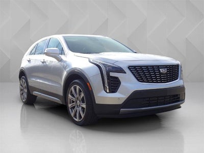 2022 Cadillac XT4 AWD Premium Luxury