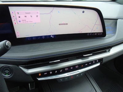 2025 Cadillac XT4 AWD Sport