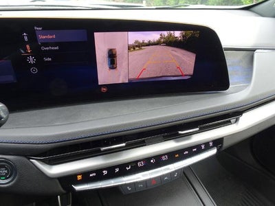 2025 Cadillac XT4 AWD Sport