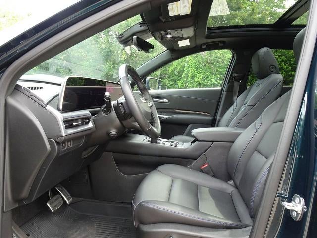 2025 Cadillac XT4 AWD Sport