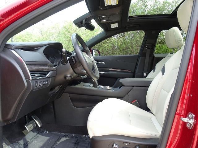 2023 Cadillac XT4 AWD Sport