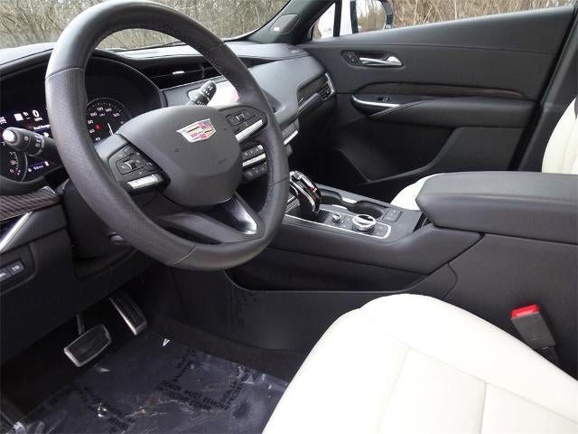 2023 Cadillac XT4 AWD Sport