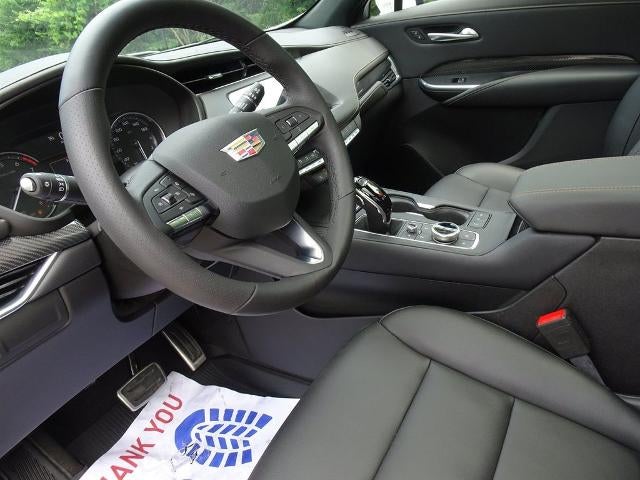 2023 Cadillac XT4 AWD Sport