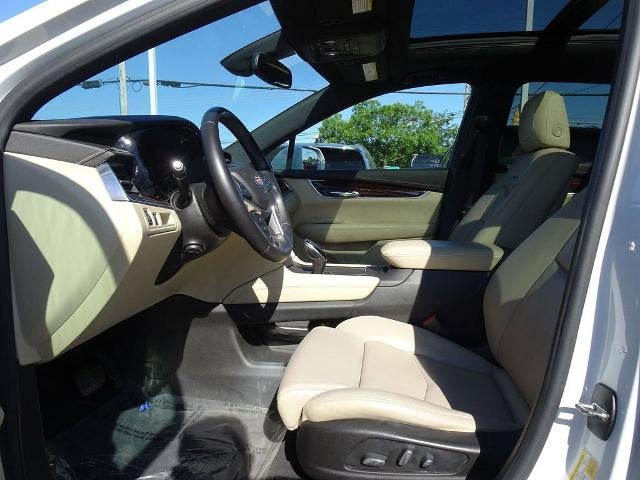 2017 Cadillac XT5 Luxury FWD