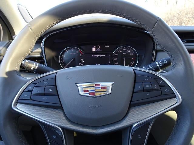 2024 Cadillac XT5 FWD Premium Luxury