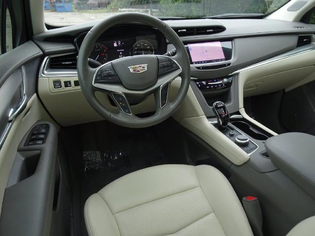 2022 Cadillac XT5 FWD Premium Luxury