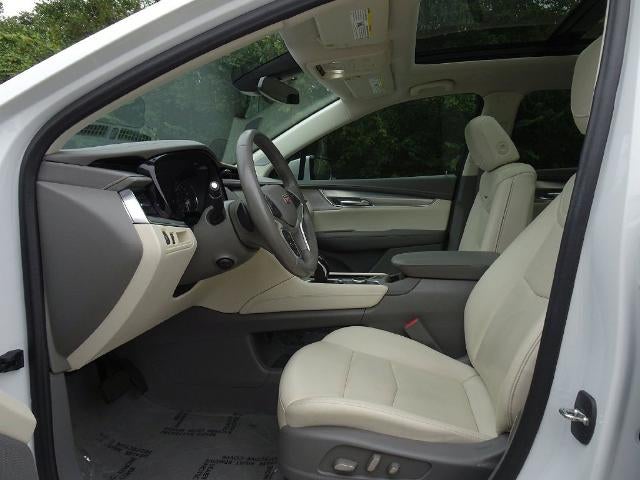 2022 Cadillac XT5 FWD Premium Luxury