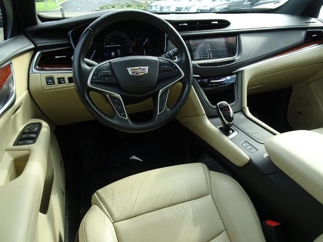 2018 Cadillac XT5 Luxury AWD