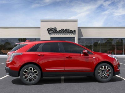 2025 Cadillac XT5 Sport