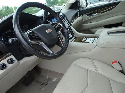 2019 Cadillac Escalade Luxury