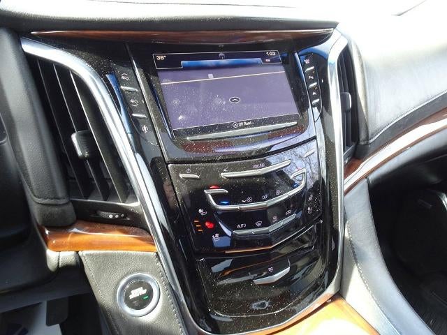 2016 Cadillac Escalade Luxury Collection