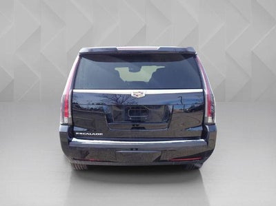 2016 Cadillac Escalade Luxury Collection