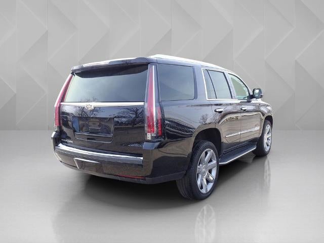2016 Cadillac Escalade Luxury Collection