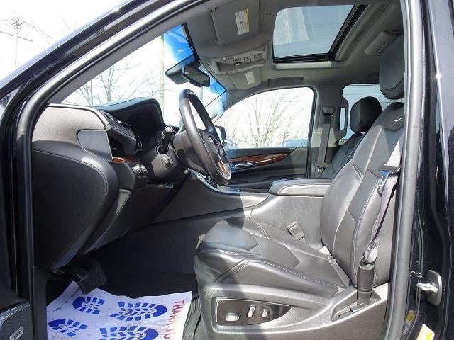 2016 Cadillac Escalade Luxury Collection