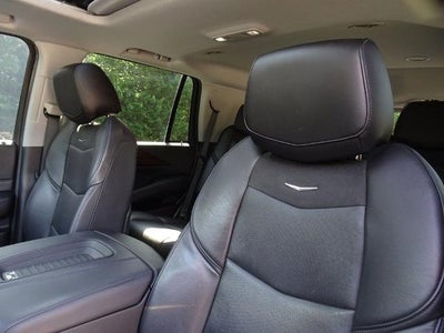 2020 Cadillac Escalade Luxury