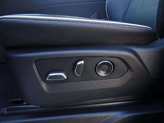 2024 Cadillac Escalade 4WD Premium Luxury