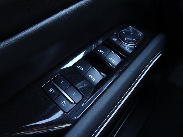 2024 Cadillac Escalade 4WD Premium Luxury