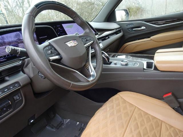 2022 Cadillac Escalade Premium Luxury