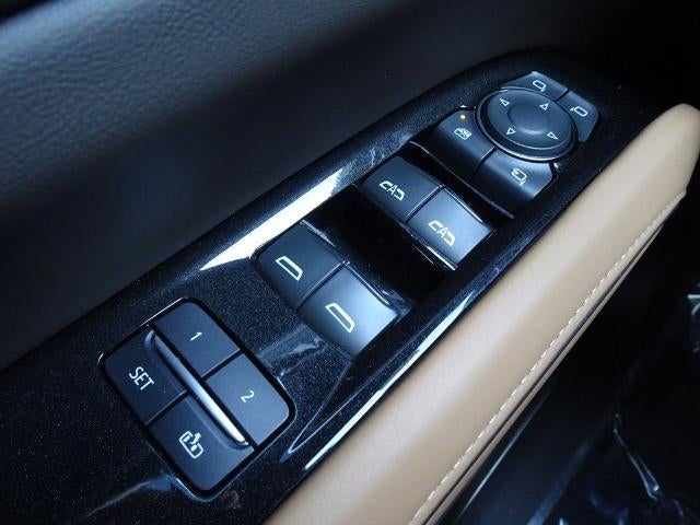 2023 Cadillac Escalade 4WD Sport