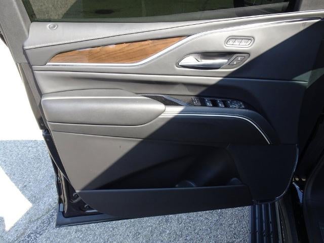 2024 Cadillac Escalade 4WD Sport Platinum