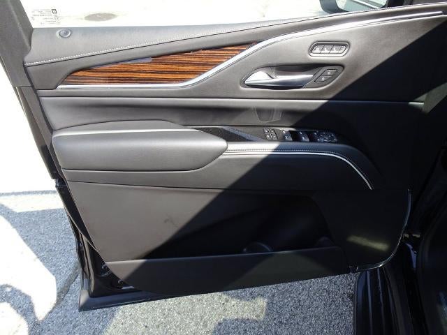 2022 Cadillac Escalade ESV Premium Luxury