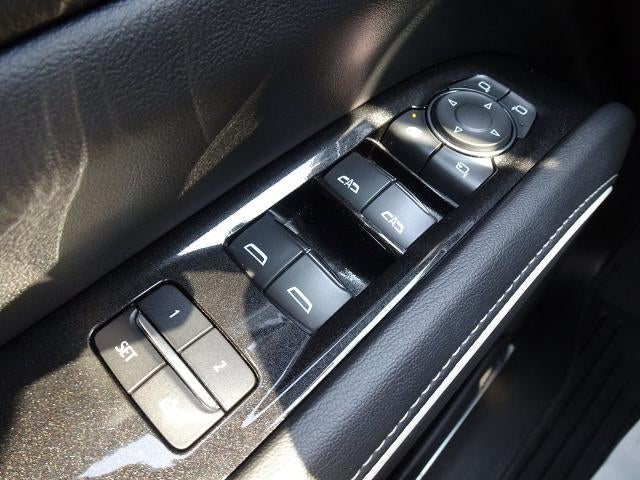 2022 Cadillac Escalade ESV Premium Luxury